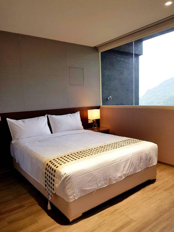 Night Sea Homestay Jiufen Buitenkant foto