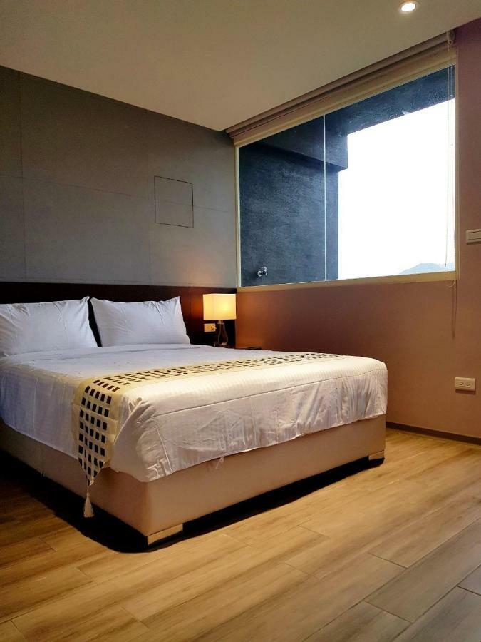Night Sea Homestay Jiufen Buitenkant foto